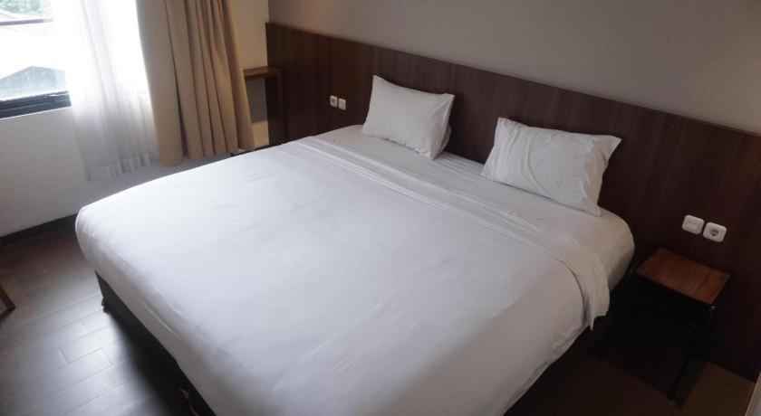 Bianco Costel Hotel Bogor Exterior foto