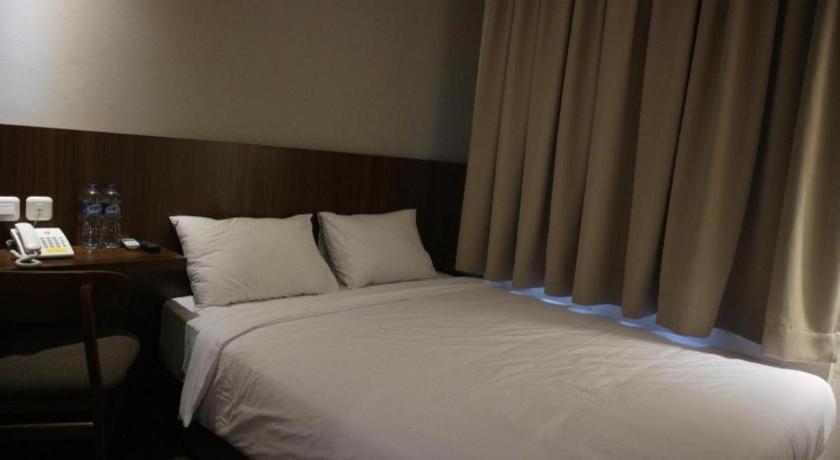 Bianco Costel Hotel Bogor Exterior foto